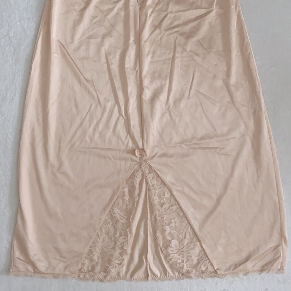 {VTG/NWT} Henson Kickernick | 70s Nylon Lace Underwire Bra Slip Dress 1865 (34C) - Picture 6 of 16
